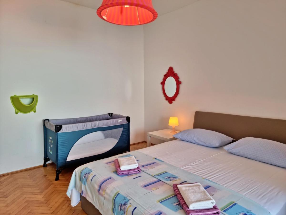 Apartments Soric Омиш Экстерьер фото