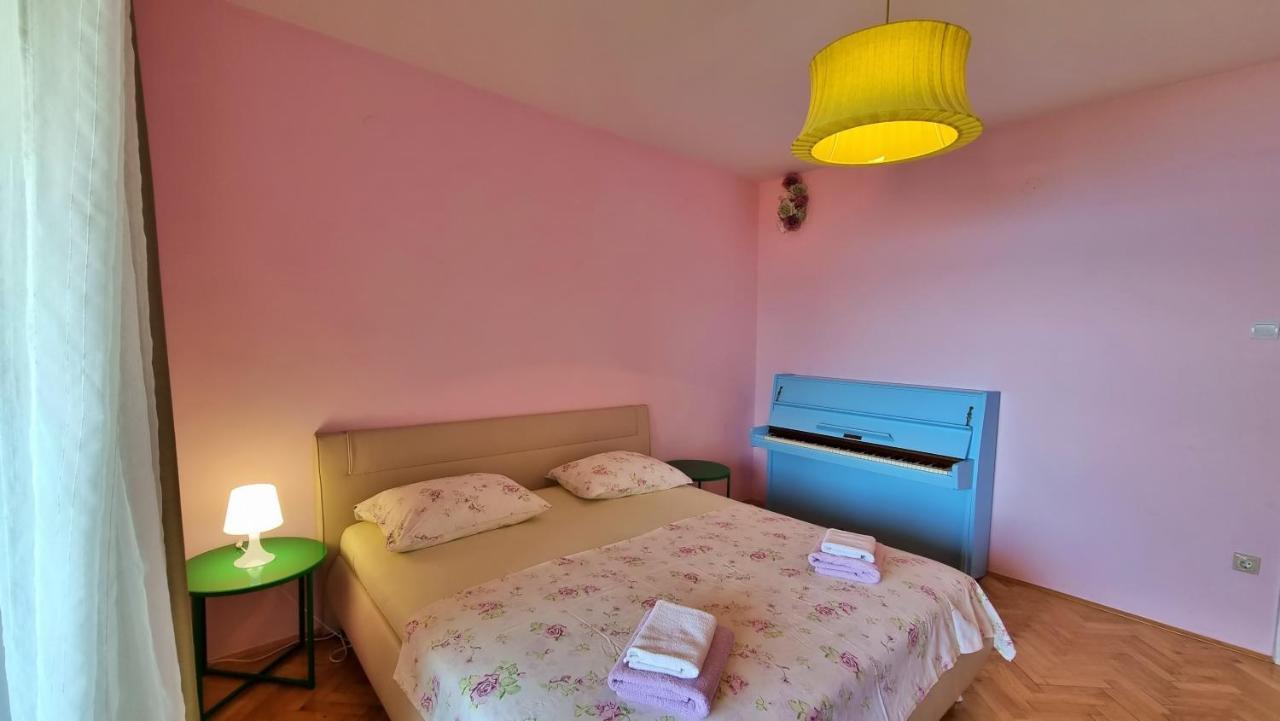 Apartments Soric Омиш Экстерьер фото